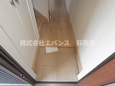 【玄関】 | 蘇我3丁目戸建 | 玄関です