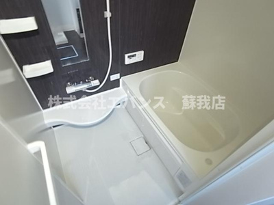 【浴室】 | 蘇我3丁目戸建 | 落ち着いた空間のお風呂です