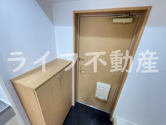 ブルグリンコート布施駅前の玄関|きれいな玄関です