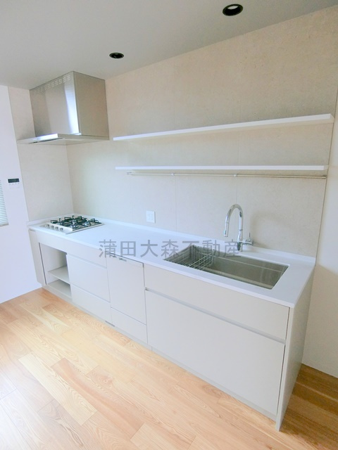 Hyggeヒュッゲのキッチン|4口ガスシステムキッチン