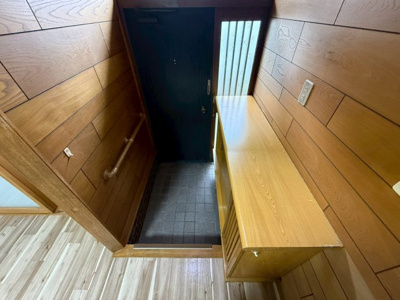 【玄関】 | 恵我之荘3丁目戸建