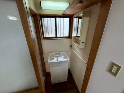【洗面所】 | 恵我之荘3丁目戸建