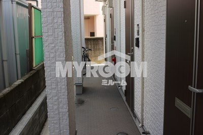 【その他共用部分】 | ハーモニーテラス上北沢 | 共用廊下♪