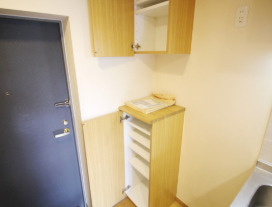 ルーブル芦花公園の玄関