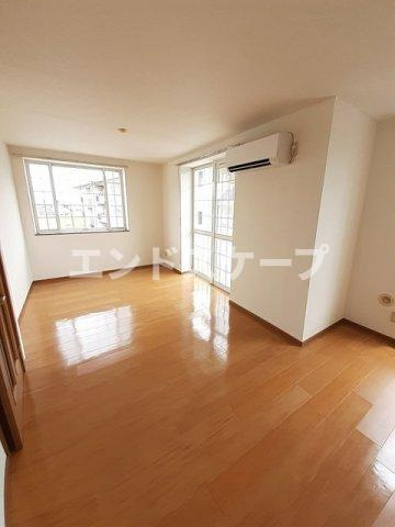 サンパティークの居間・リビング|高崎、前橋のお部屋探しはエンドスケープまで！お客様の理想お聞かせ下さい♪