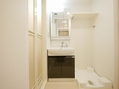 【独立洗面台】 | Dimus新大阪 | 独立洗面台あり、毎朝おしゃれに忙しい女性の方におすすめです