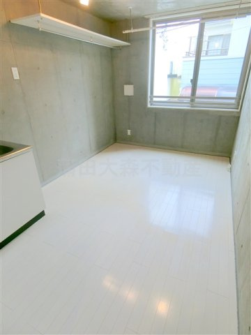 COCOFLATココフラット蒲田の居間・リビング