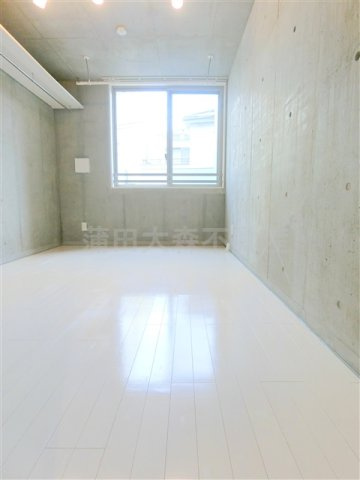 COCOFLATココフラット蒲田の居間・リビング