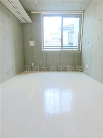 COCOFLATココフラット蒲田の居間・リビング