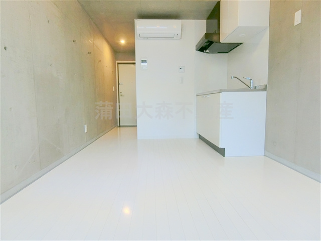 COCOFLATココフラット蒲田の居間・リビング