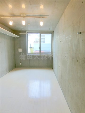 COCOFLATココフラット蒲田の居間・リビング