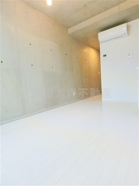 COCOFLATココフラット蒲田の居間・リビング