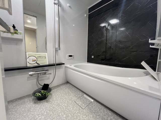 モントーレ香椎スクエアの浴室