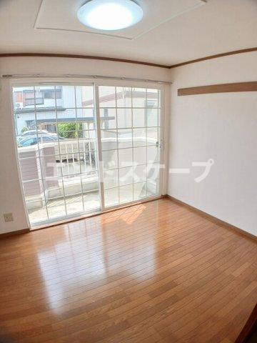 ラシーヌ・２１の居間・リビング|高崎、前橋のお部屋探しはエンドスケープまで！お客様の理想お聞かせ下さい♪