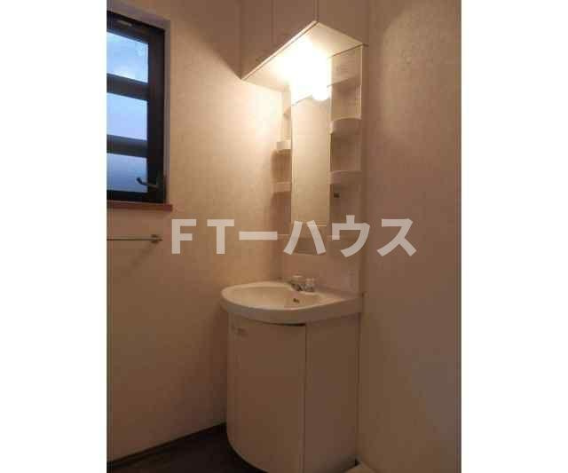 リブ・プリペアの洗面所