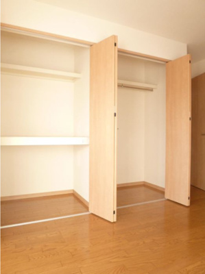 【収納】 | サンシャインコーポ | たっぷりとした収納スペースです