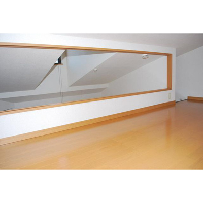 【寝室】 | クローバー・ハイツ