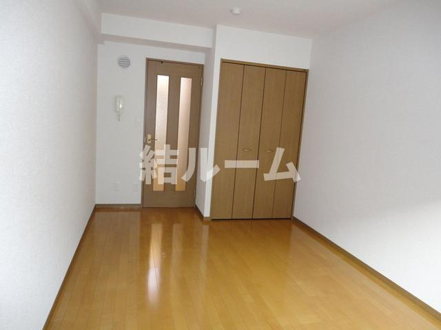 板橋区高島平１丁目の賃貸マンションの居間・リビング