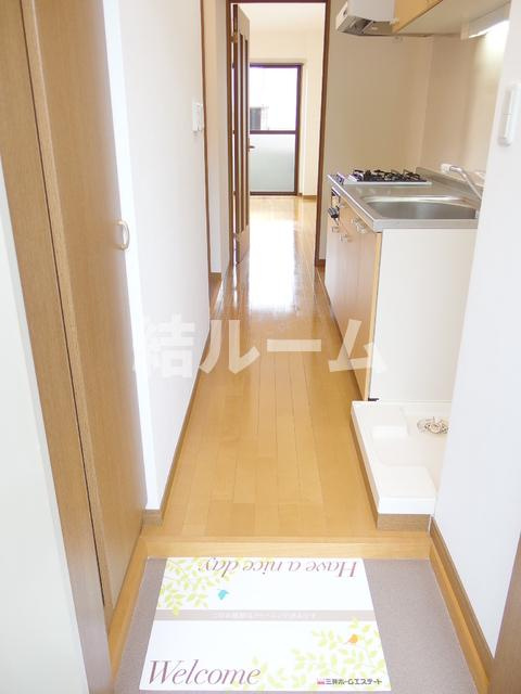 板橋区高島平１丁目の賃貸マンションの玄関