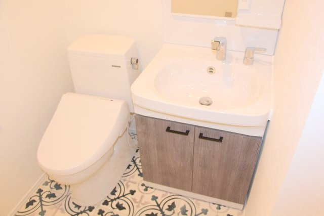 ソルナクレイシア大森Ⅱのトイレ|トイレ　温水洗浄便座