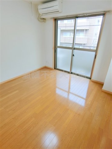 ヴォーガコルテ多摩川の居間・リビング