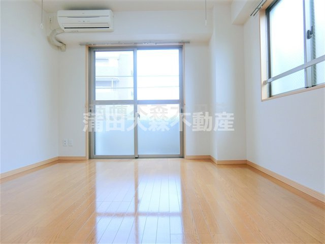 ヴォーガコルテ多摩川の居間・リビング|洋室