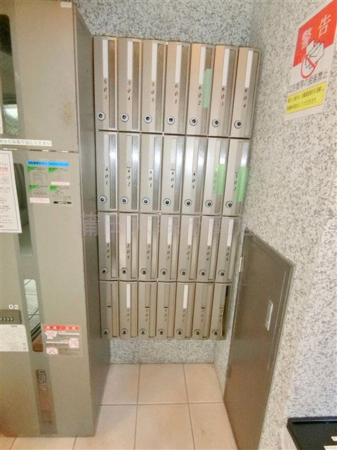 ヴォーガコルテ多摩川のその他共用部分|メールボックス