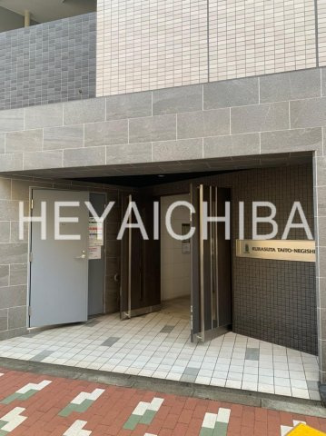 クラスタ台東根岸のエントランス