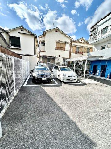 SURF　ISLAND　NOOSA　HEADSの駐車場