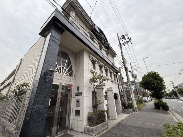 コーポウエハラⅢの外観