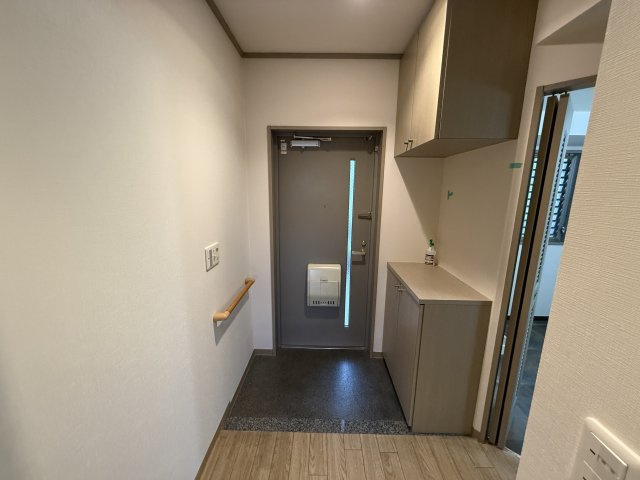 コーポウエハラⅢの玄関