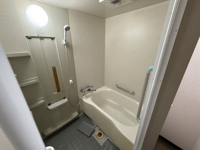 コーポウエハラⅢの浴室