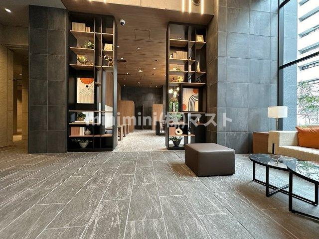 大阪市中央区常盤町２丁目の賃貸マンションのロビー