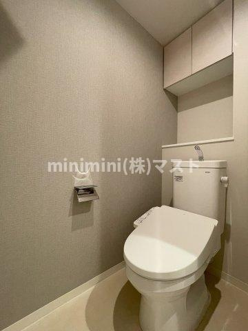 大阪市中央区常盤町２丁目の賃貸マンションのトイレ