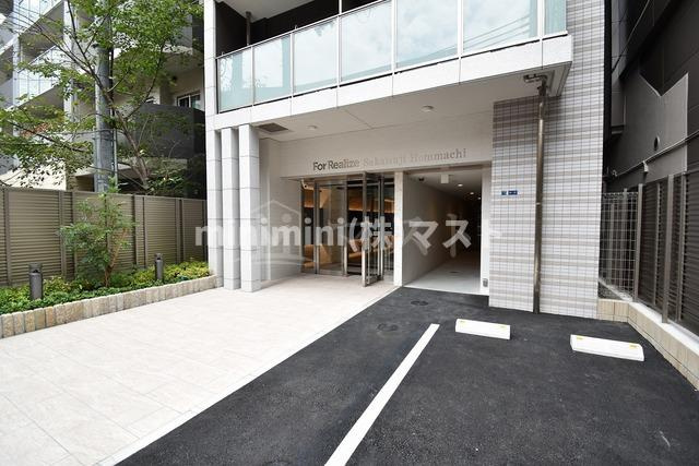 大阪市中央区久太郎町１丁目の賃貸マンションのエントランス