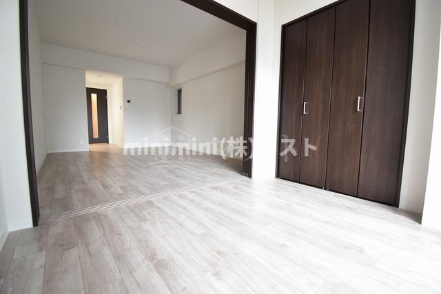 大阪市中央区久太郎町１丁目の賃貸マンションの内装