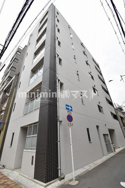 大阪市中央区日本橋２丁目の賃貸マンションの外観
