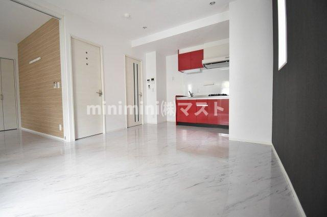 大阪市中央区日本橋２丁目の賃貸マンションの居間・リビング