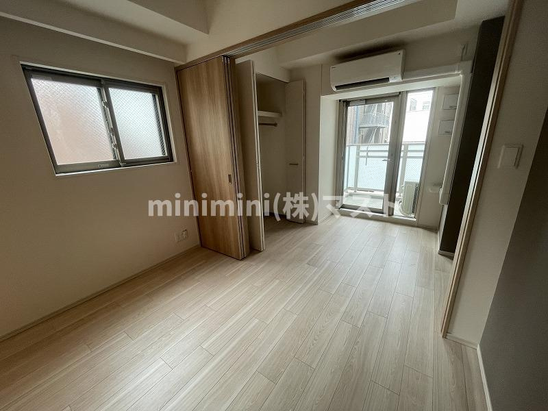 大阪市中央区高麗橋１丁目の賃貸マンションの居間・リビング