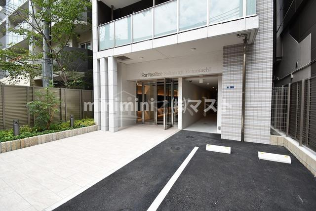 大阪市中央区久太郎町１丁目の賃貸マンションのエントランス