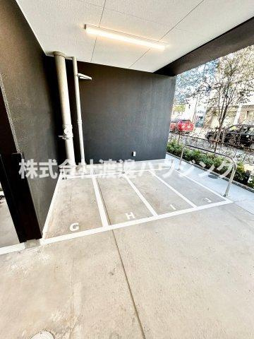 アドバンス江坂東デパールのその他共用部分|バイク置き場