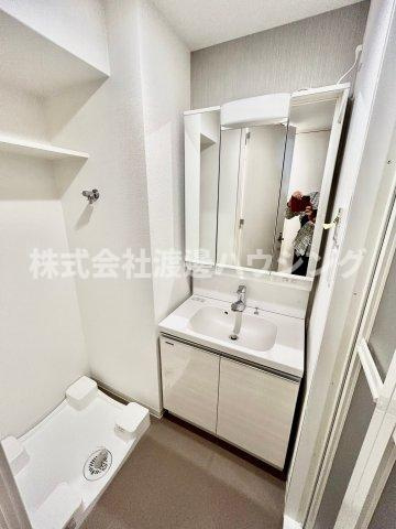 アドバンス江坂東デパールの洗面所