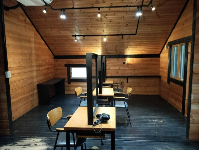 八宝ビルの内装