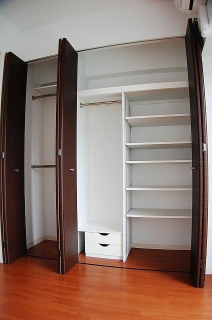 アーデン四ツ橋プライマリーワン　堀江小学校区の収納|アーデン四ツ橋プライマリーワン　クローゼット