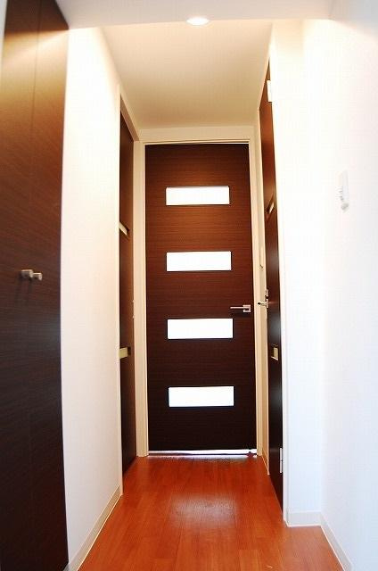 アーデン四ツ橋プライマリーワン　堀江小学校区の玄関|アーデン四ツ橋プライマリーワン　玄関