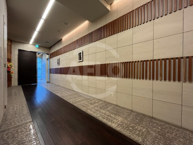 アーデン四ツ橋プライマリーワン　堀江小学校区のロビー|アーデン四ツ橋プライマリーワン　ロビー