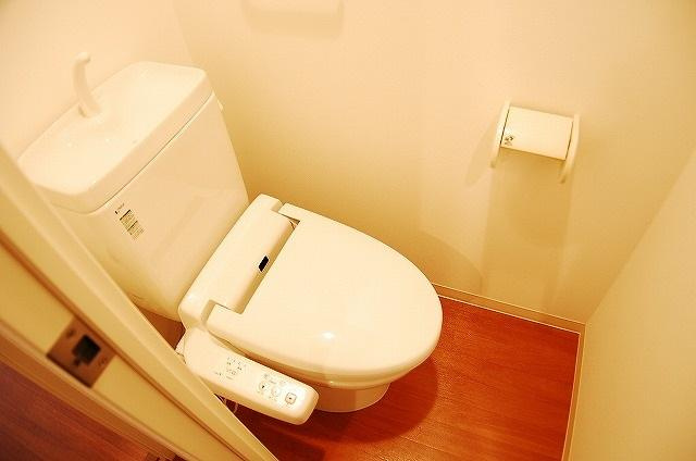 アーデン四ツ橋プライマリーワン　堀江小学校区のトイレ|アーデン四ツ橋プライマリーワン　ウォシュレット付