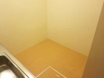 【エントランス】 | ラフィネ新開