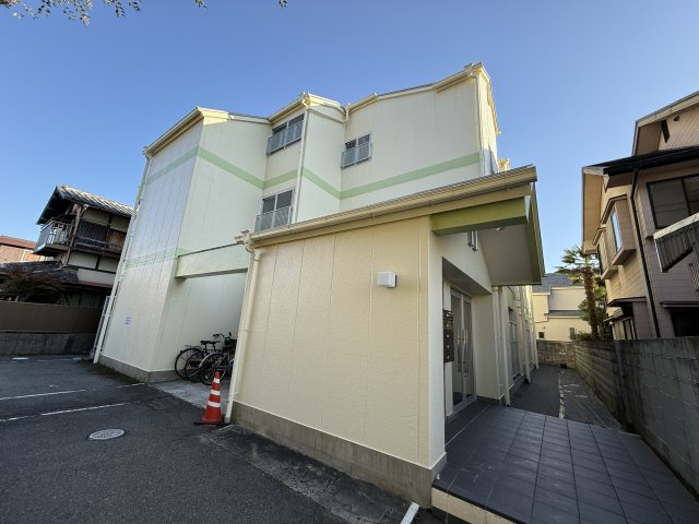 グリーンコートの外観