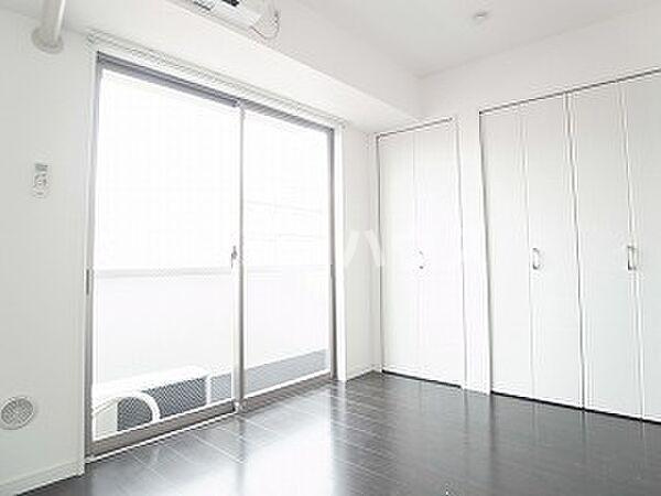 シャルム・ドゥ・プランドールⅠの居間・リビング